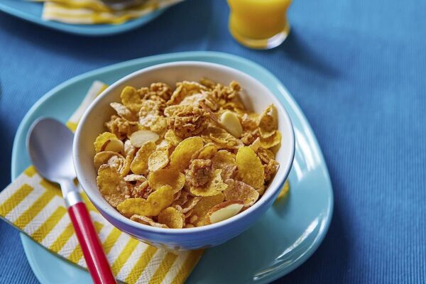 Honey Bunches of Oats with Almonds, made with Whole Grain Cereal